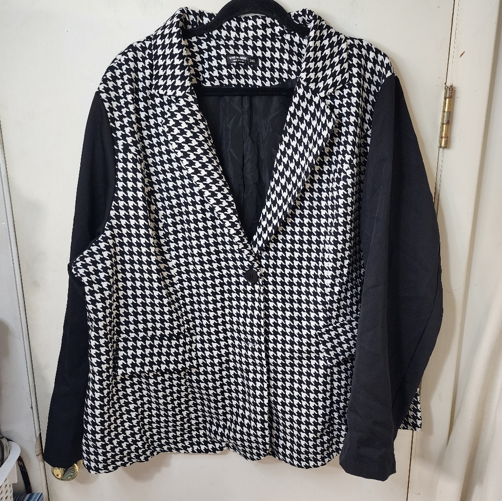 Shein Curvy Houndstooth With Black Sleeves Woman's Blazer Plus Size 3XL